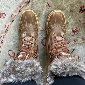 Pajar Tan Fur-Lined Winter Boots